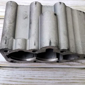 Кришка гідророзподільника Р-80 нижня 2-х секційна "праска" Р75-2-023 на трактори Т-16/Т-25/Т-30 #0