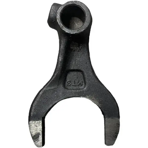 Вилка перемикання редуктора КПП МТЗ 50-1702028 (вир-во МТЗ,Білорусь)