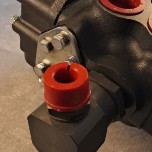 Гідророзподільник Р160-3/1-222 тракторів Т-156/К-700/К-701 (вир-во Badestnost/Болгарія) #1